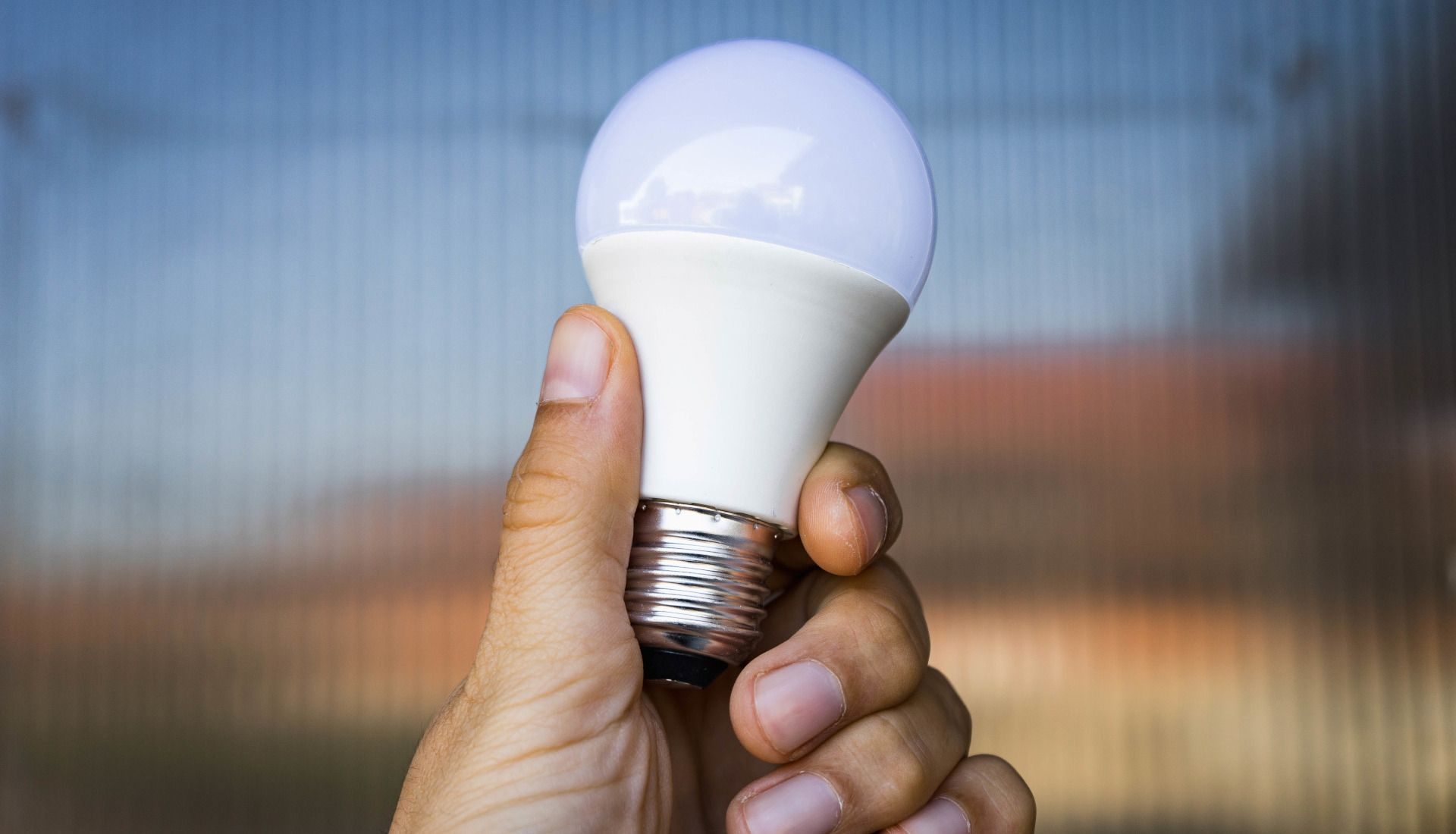 Nuove etichette per lampadine: ecco cosa cambia