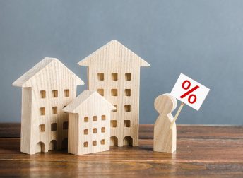 Tariffe per gas ed energia elettrica ancora in calo: proseguono i risparmi automatici in bolletta.