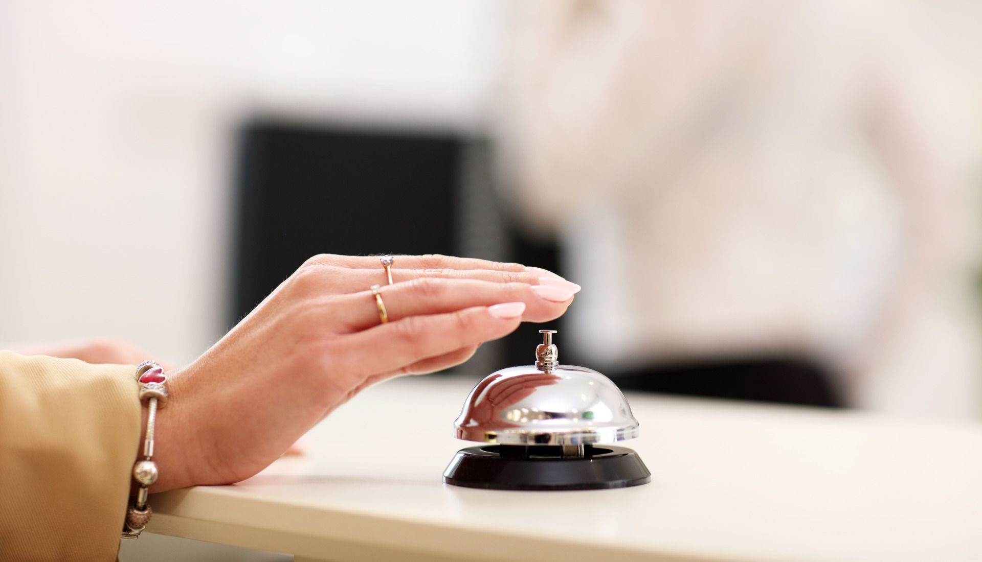 Attività stagionali. Come risparmiare sulle bollette di luce e gas con la formula ‘Special Estate’