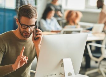 Alcuni consigli per difendersi dai call center troppo aggressivi