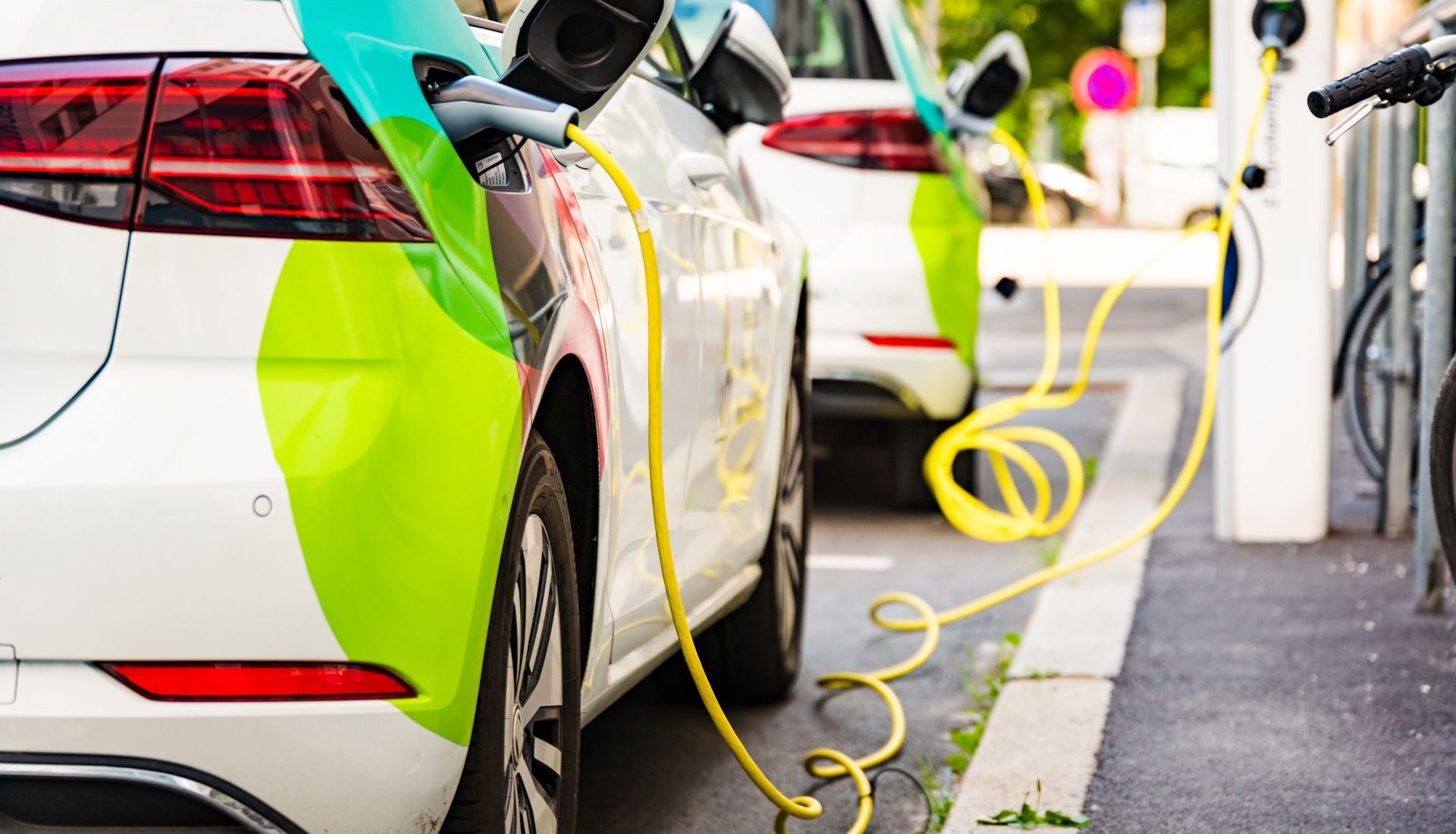 Bonus Colonnine. SGR Luce e Gas guida le imprese verso la mobilità del futuro